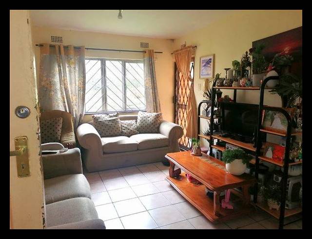 3 BEDROOM APARTMENT FOR SALE IN BRACKENHAM